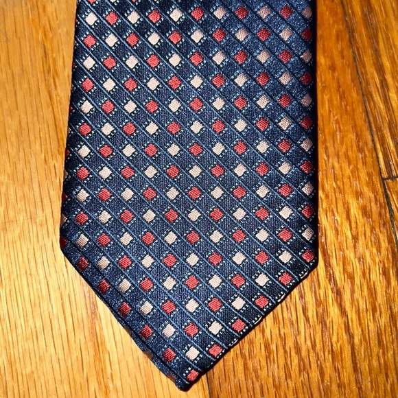 Banana Republic and Apt 9 tie bundle - Picture 3 of 5